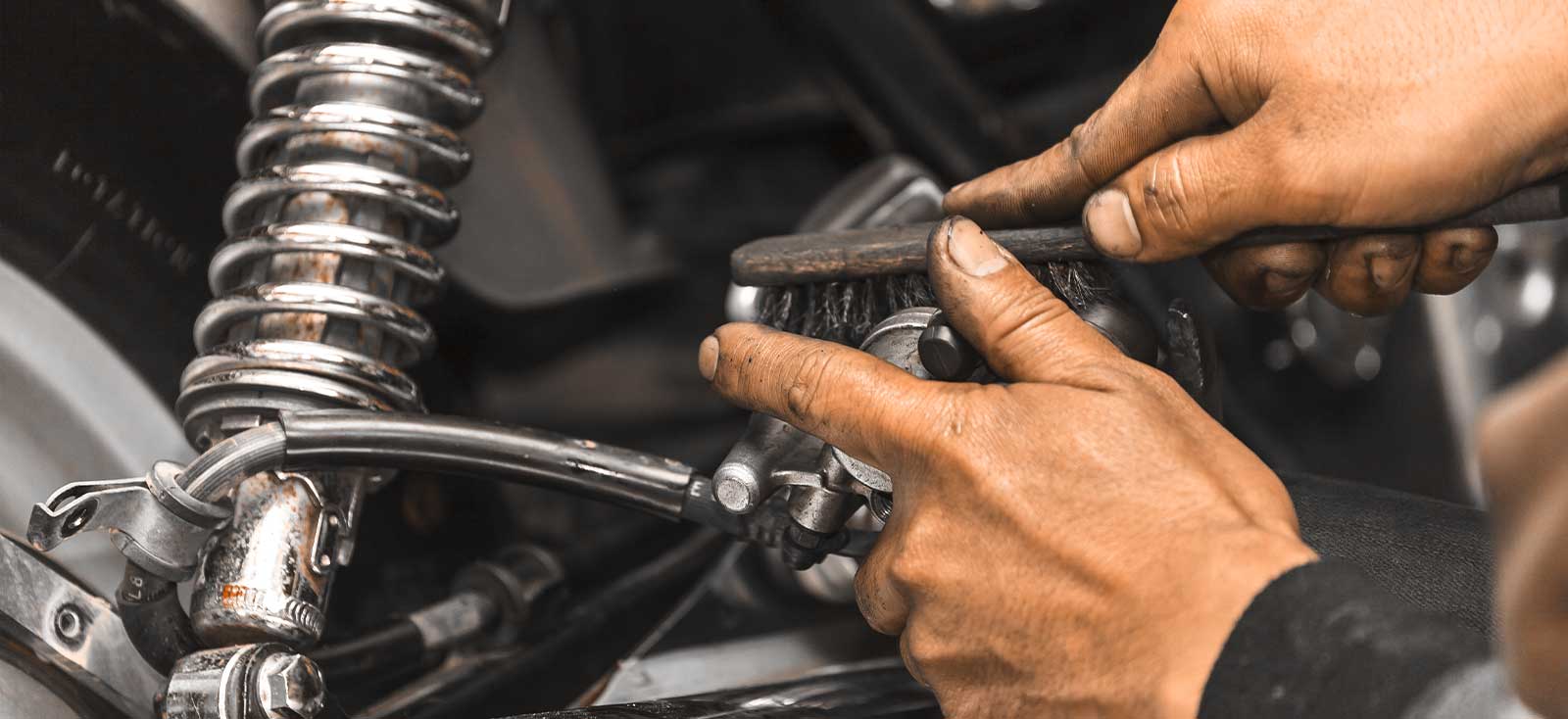 GUIDA ALLA MANUTENZIONE STAGIONALE DELLA MOTO - GIORNO 3